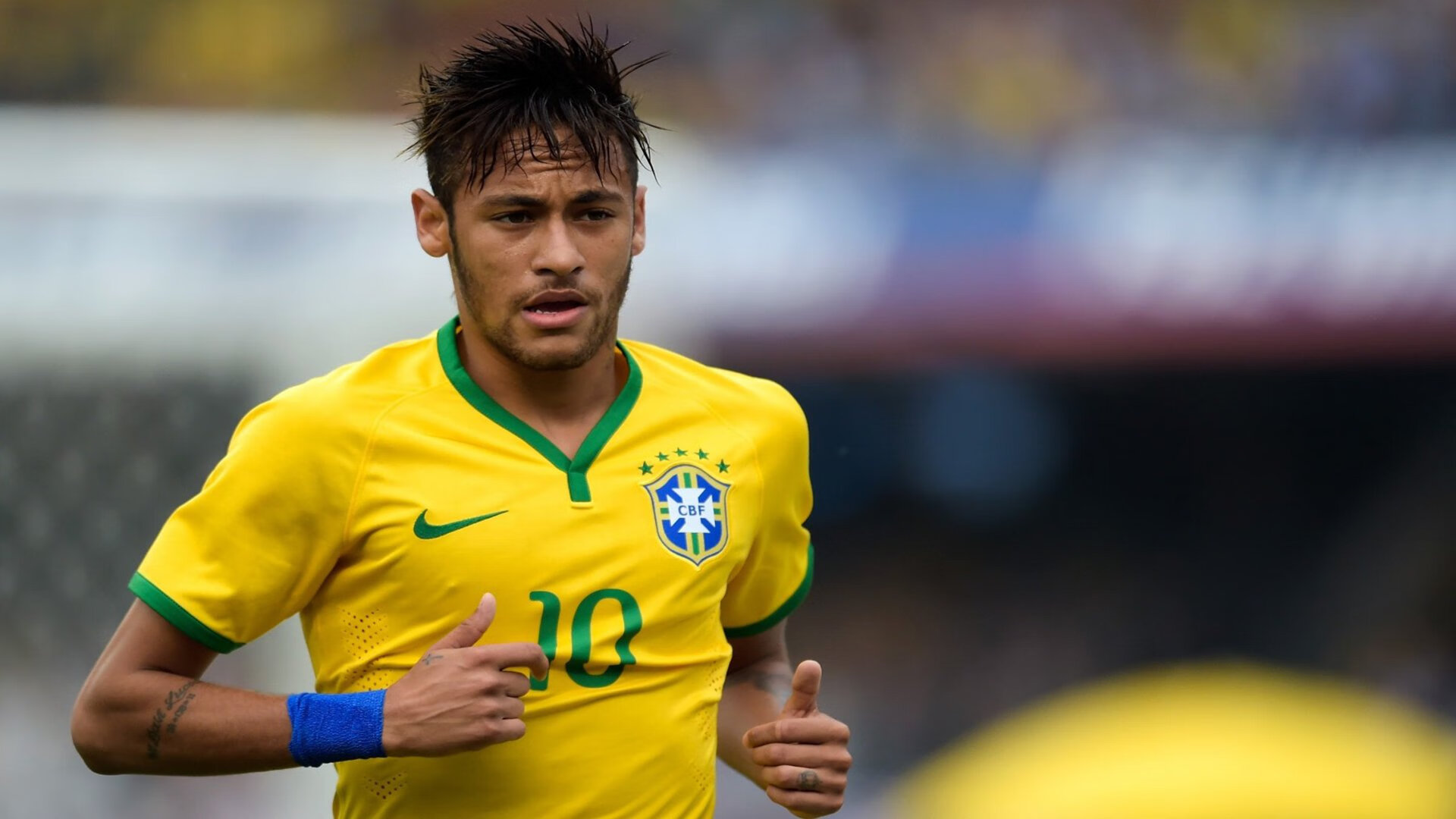 《电竞赛事直播新技术:4K画质与多角度实时切换》,电竞比赛如何投大屏直播